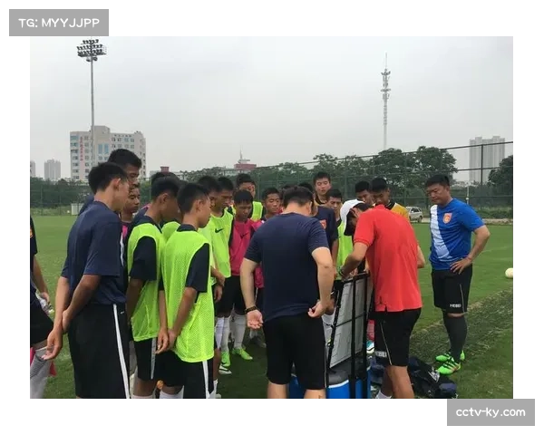 14岁中国球员李昊炎正式加盟巴萨U15梯队 14岁中国球员李昊炎正式加盟巴萨U15梯队